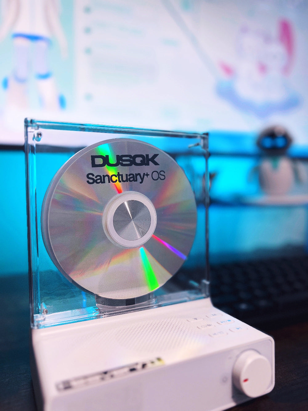 Sanctuary OS disc (cardboard jacket version) in CD player